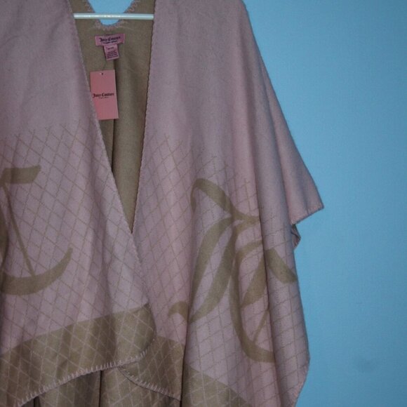 Juicy Couture Women's Pink and Tan Wrap Shawl JC Logo NWT - Picture 4 of 16